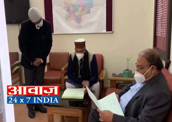 देहरादून : उत्तराखंड मुख्यमंत्री ने किया गढ़वाल कमिश्नर कैम्प कार्यालय का ओचक निरीक्षण